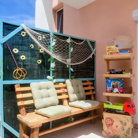 Josy With Gorgeous Garden Apartment *